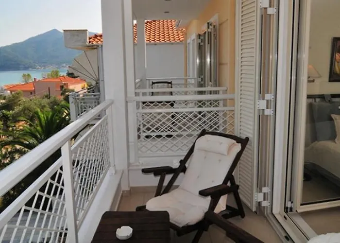 Maisonettes Athina Chrysi Ammoudia