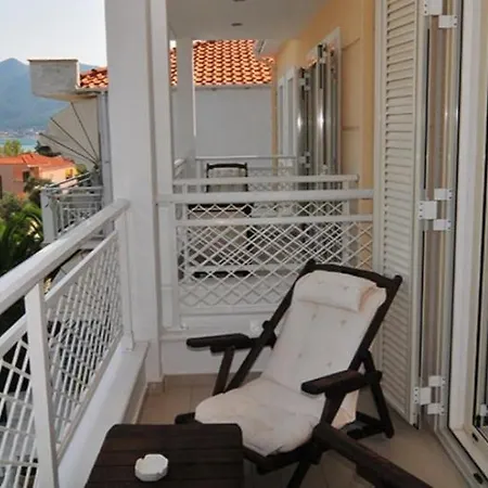 Maisonettes Athina Chrysi Ammoudia